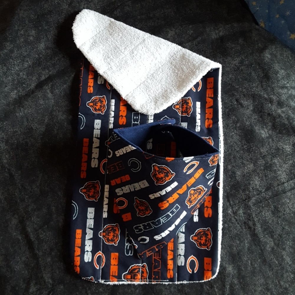 Baby bib and burp cloth gift set